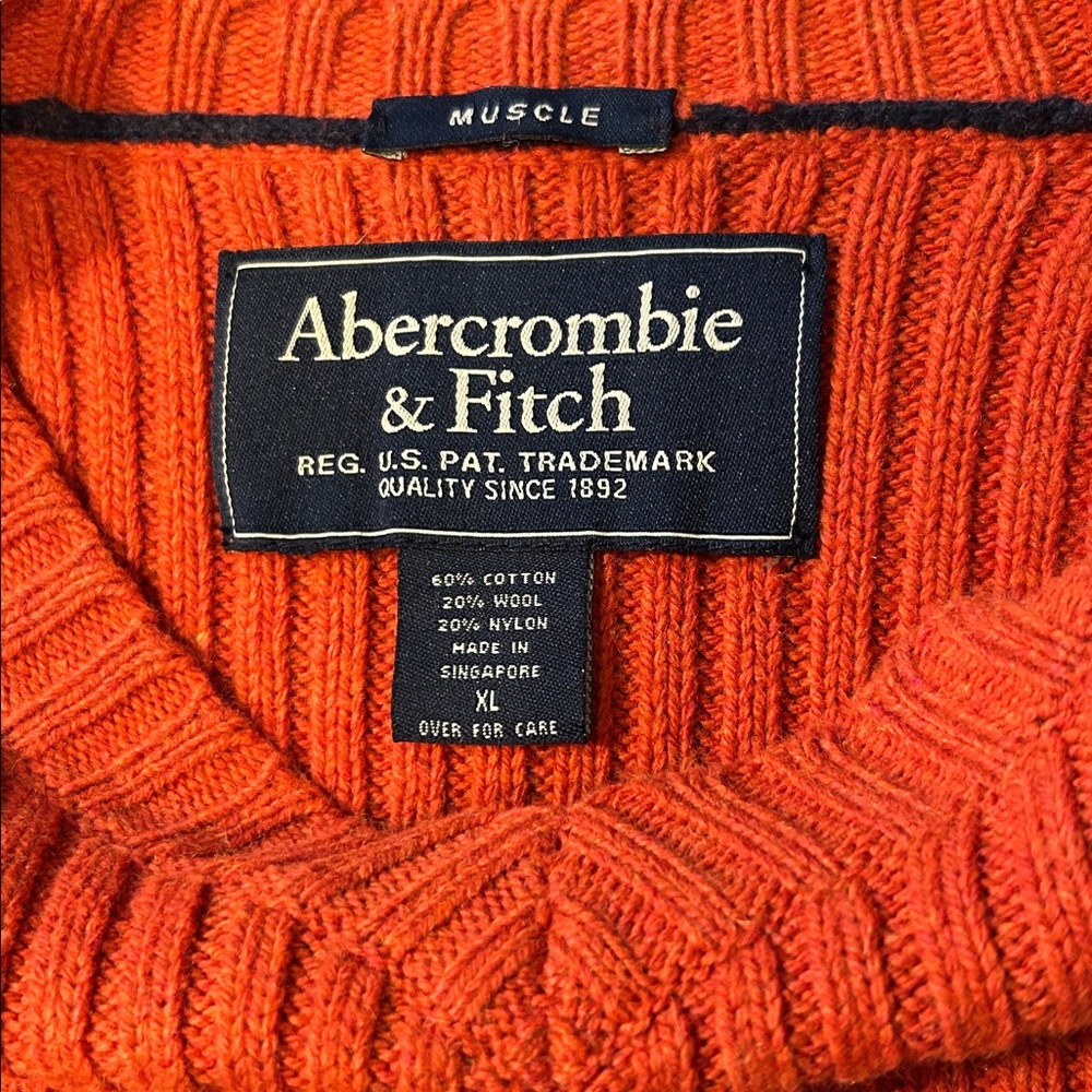 Abercrombie Mens Sweater - Picture 3 of 3
